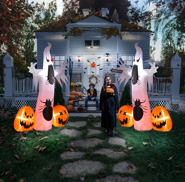 11.8 Ft Halloween Inflatable Ghost w/Pumpkins